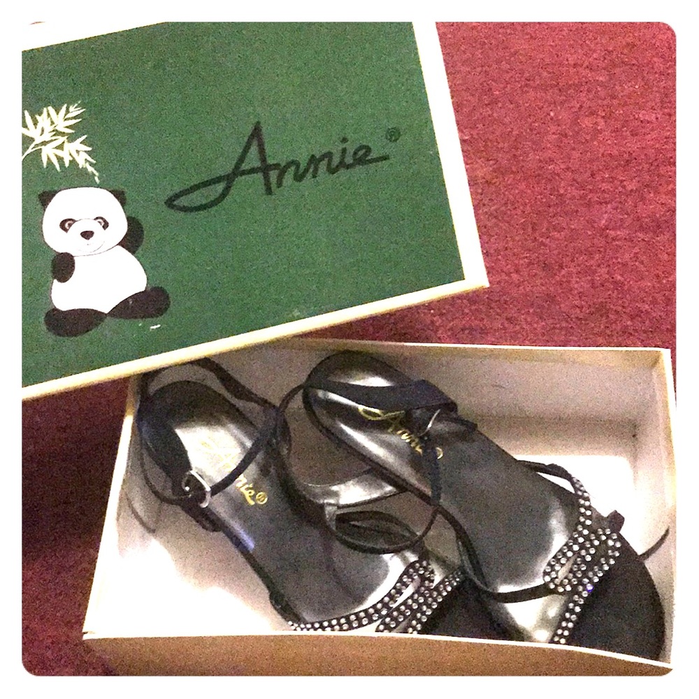 Annie SONJA 12112 black short heel sandal